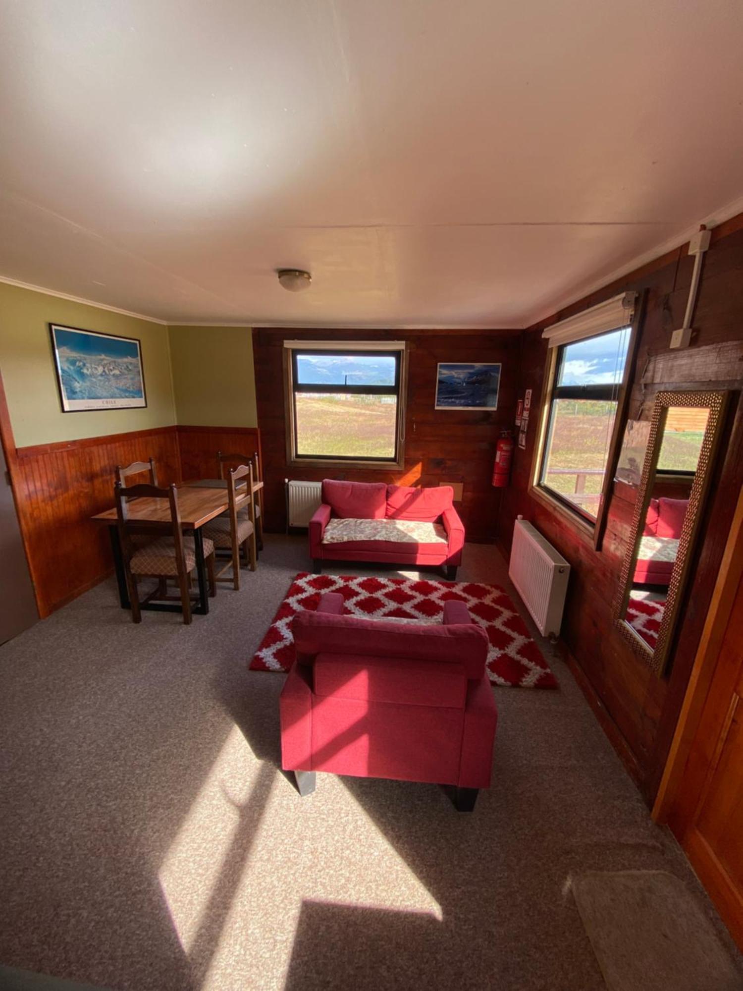 Cabanas Lago Tyndall Torres del Paine National Park Exterior foto